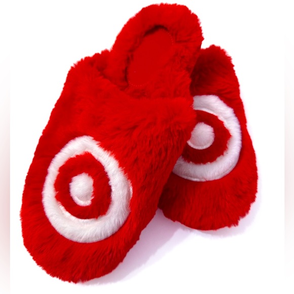 NWT Target Bullseye Red Plush Fuzzy Slippers Size M W7-8 M5-6 - Great Gift Idea - Picture 2 of 10